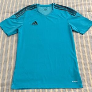 Adidas Men's Blue Performance Shirt. Size S. Pit to pit 19”.Length 29”. LIKE NEW